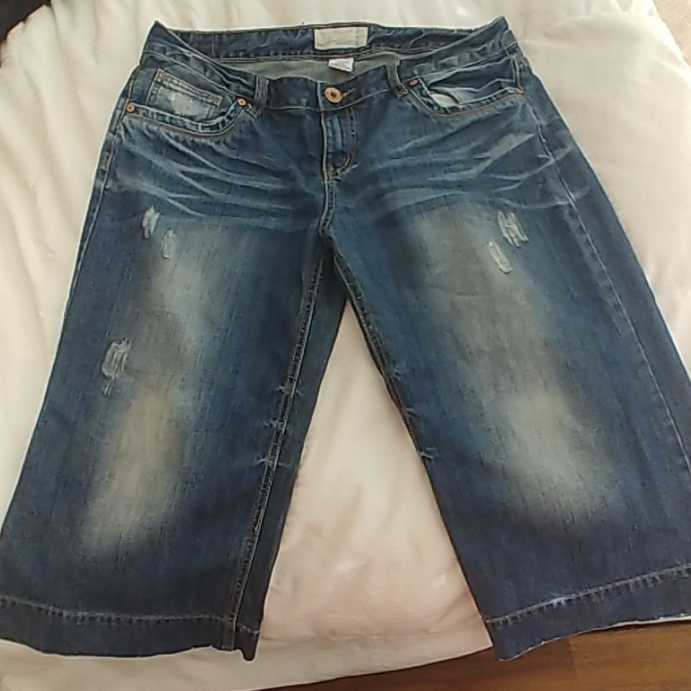 Capris